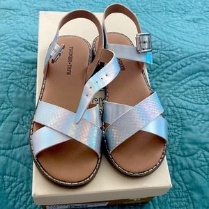 New Tucker and Tate kids sandals